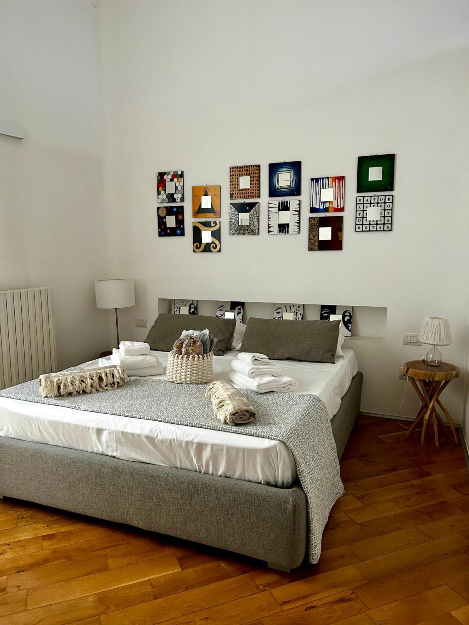 Bijoux Luxury Apartment In Old Town Bari Zewnętrze zdjęcie